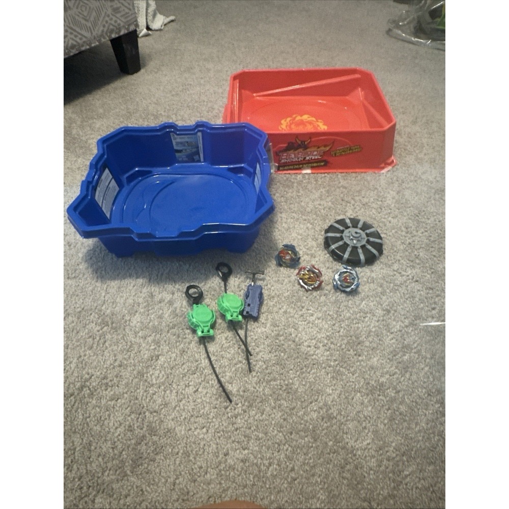 🔥🔥🔥 Beyblade Burst Turbo Slingshock Stadium Beyblade Burst Rise Hasbro LOT